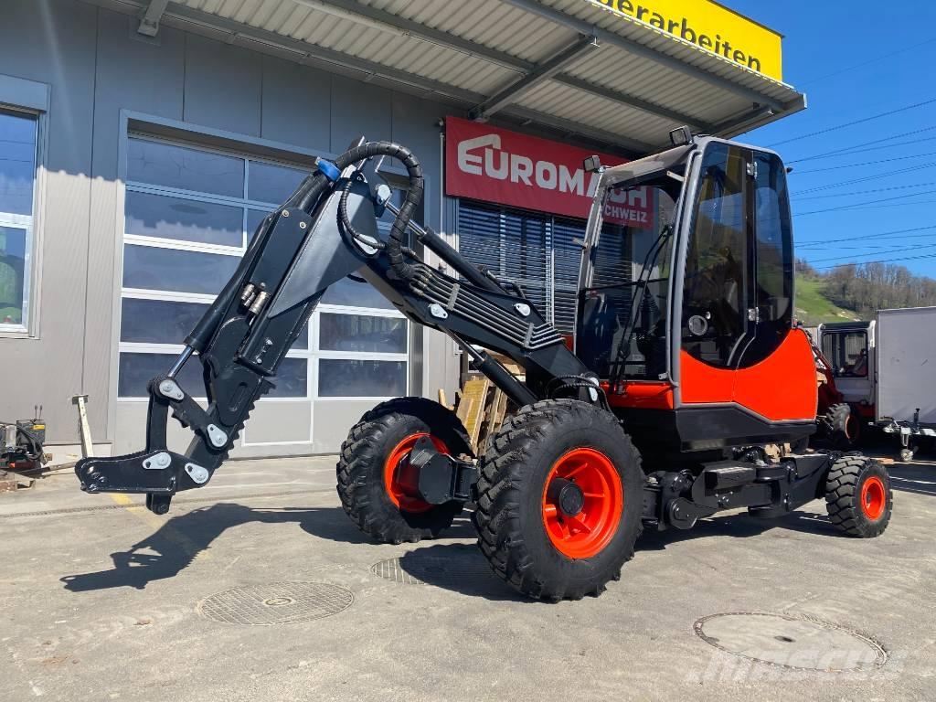 Menzi Muck P40 Mobil Bageri guseničari