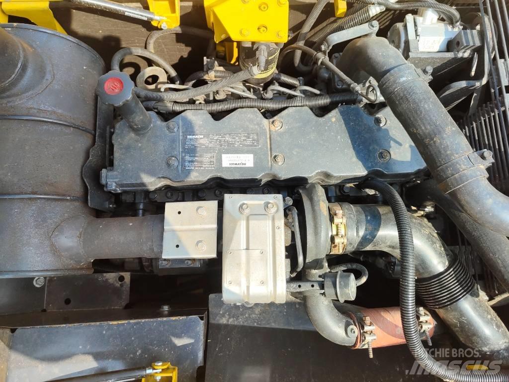 Komatsu PC 220 LC Bageri guseničari