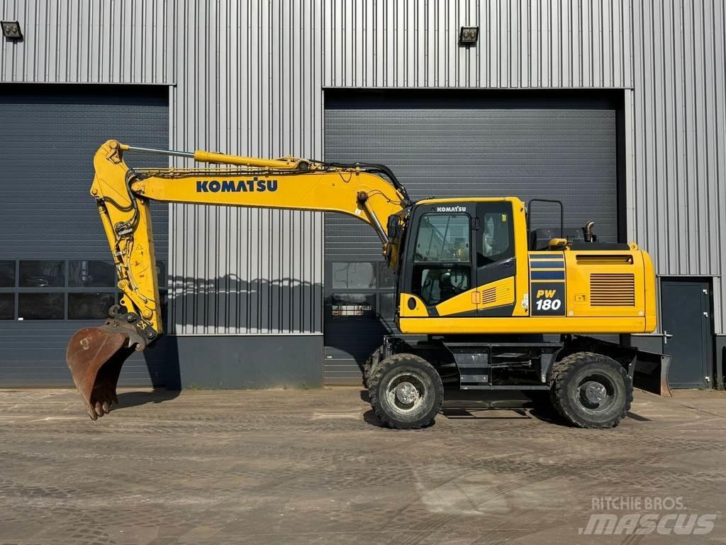 Komatsu PW180-11 Bageri točkaši