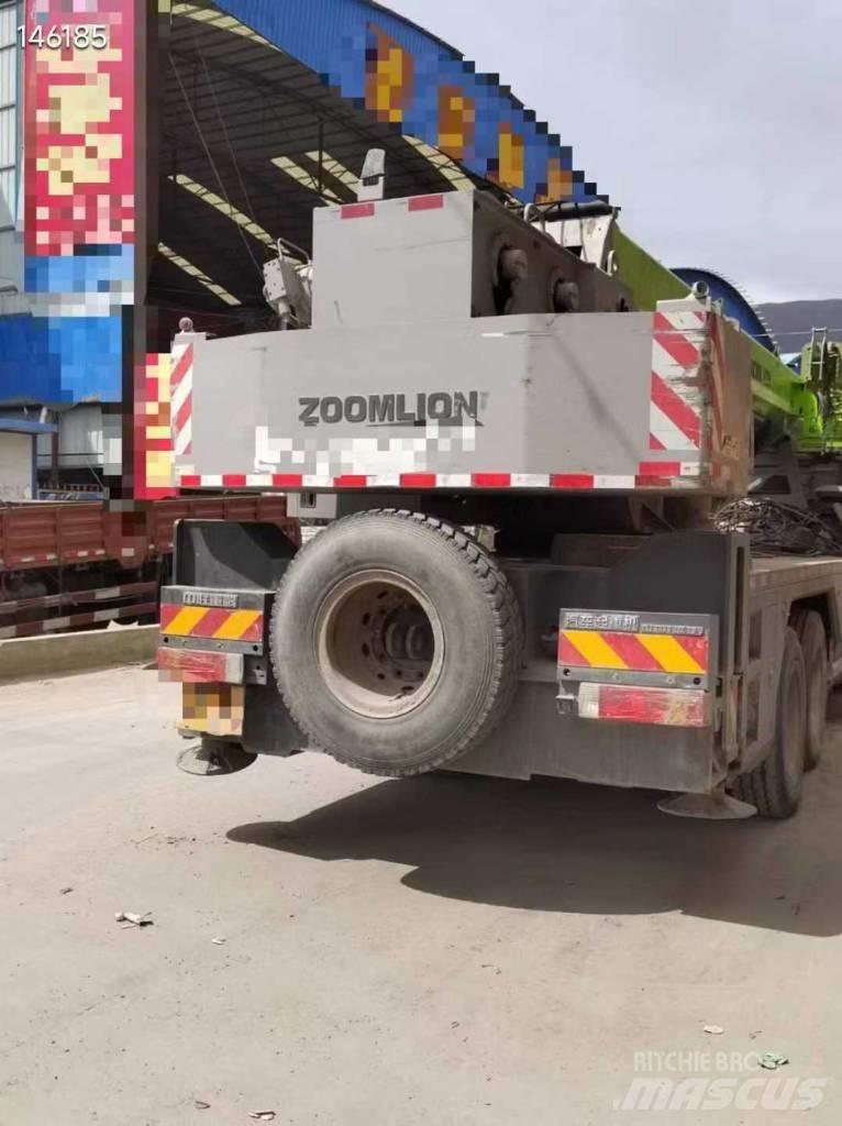 Zoomlion ztc251v5 Polovne dizalice za sve terene