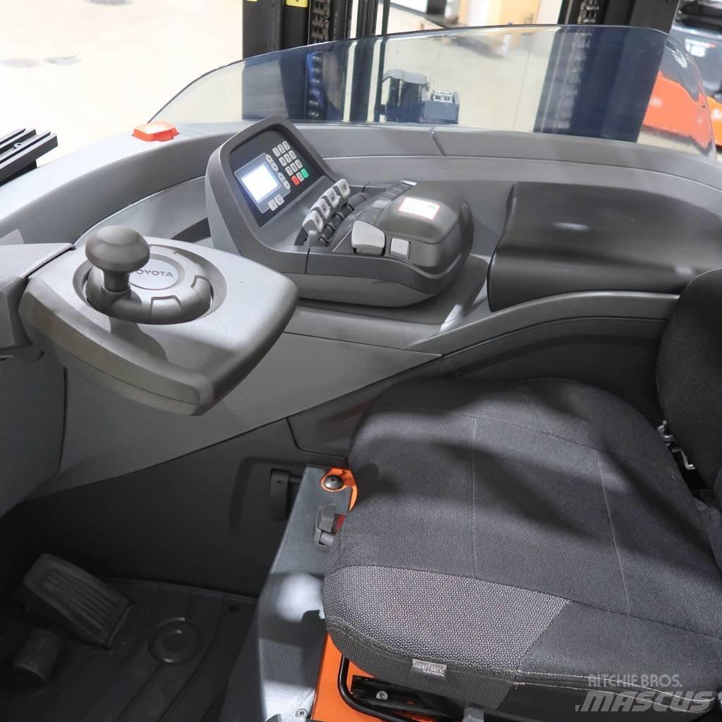Toyota RRE160HR Viljuškari sa pomičnim stupom