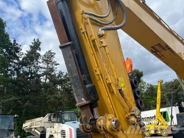 CAT 320 EL Bageri guseničari