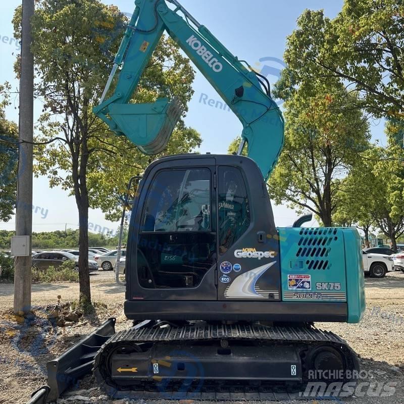 Kobelco SK75 Bageri guseničari