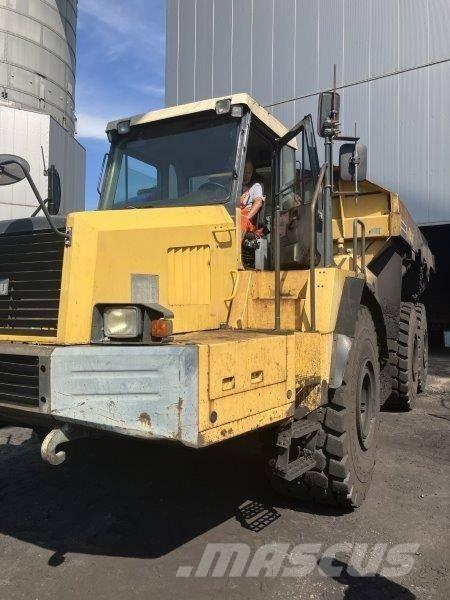 Komatsu HM 400-1 Zglobni damperi