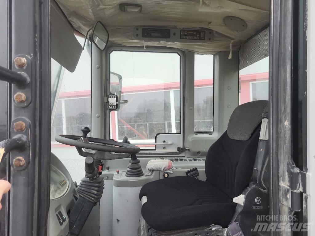 Hyundai HL 740-7 A Utovarivači na točkove