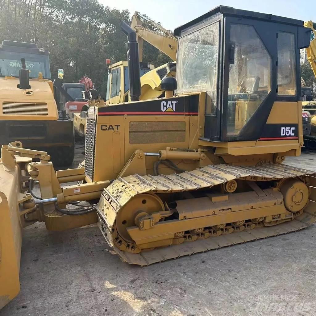 CAT D 5 C Buldožeri guseničari