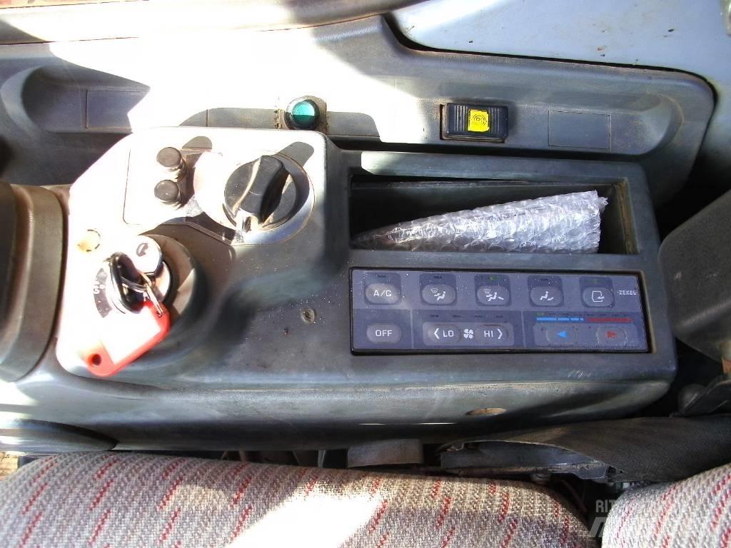 Fiat-Kobelco EX215W Bageri točkaši