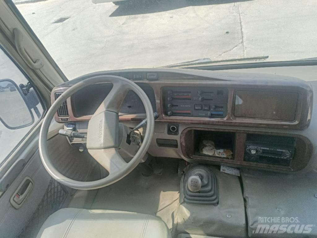 Toyota Coaster Bus Mini autobusi