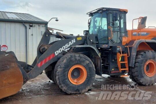 Develon DL 480-7 Rovokopači