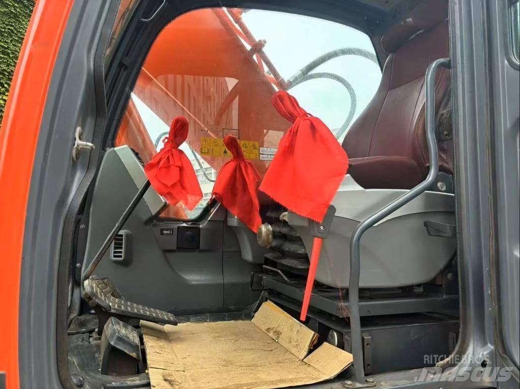 Doosan DX 225 LC Bageri guseničari
