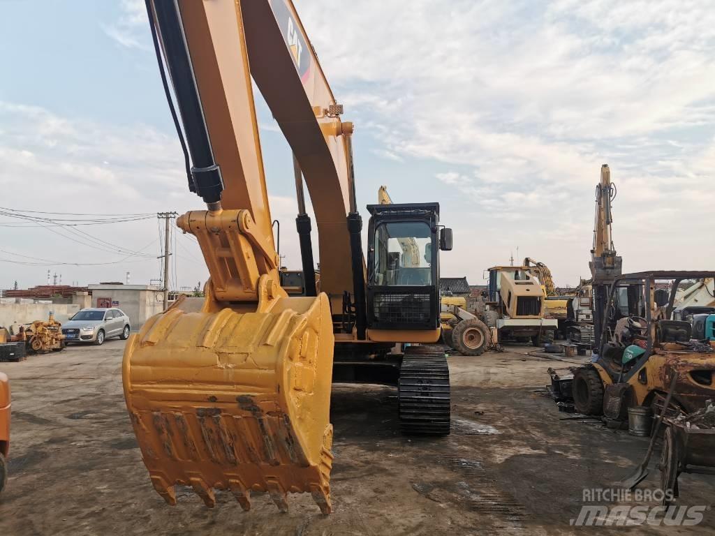 CAT 330 D L Bageri guseničari