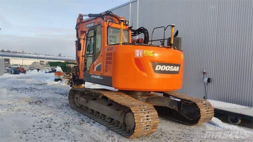 Doosan DX235LCR-5 Bageri guseničari