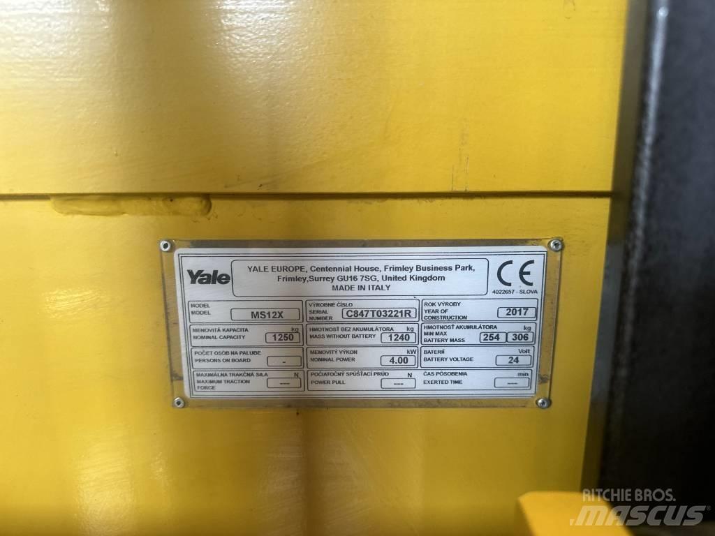 Yale MS12 Ručni električni viljuškar