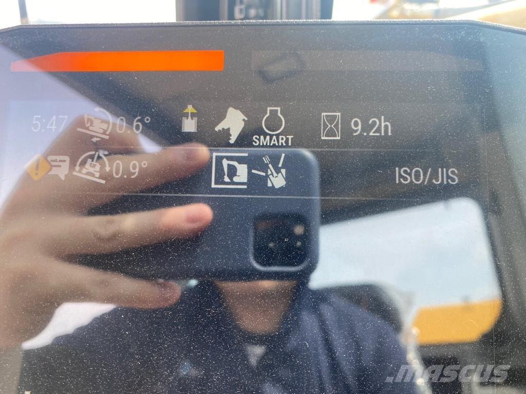 CAT 352 UHD Bageri guseničari