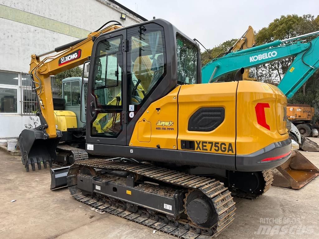 XCMG XE 75 D Midi bageri 7t – 12t
