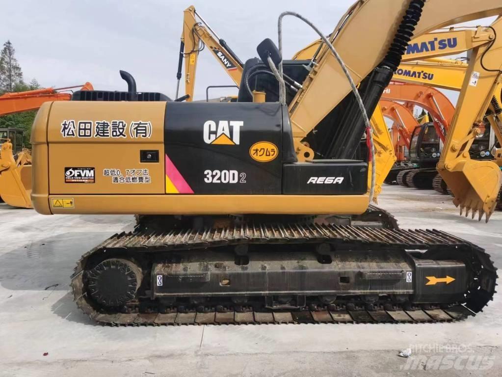 CAT 320D2 Bageri guseničari