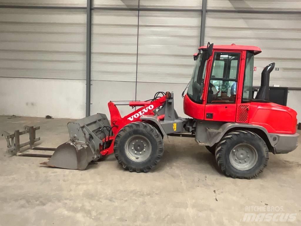 Volvo L 30 G Utovarivači na točkove