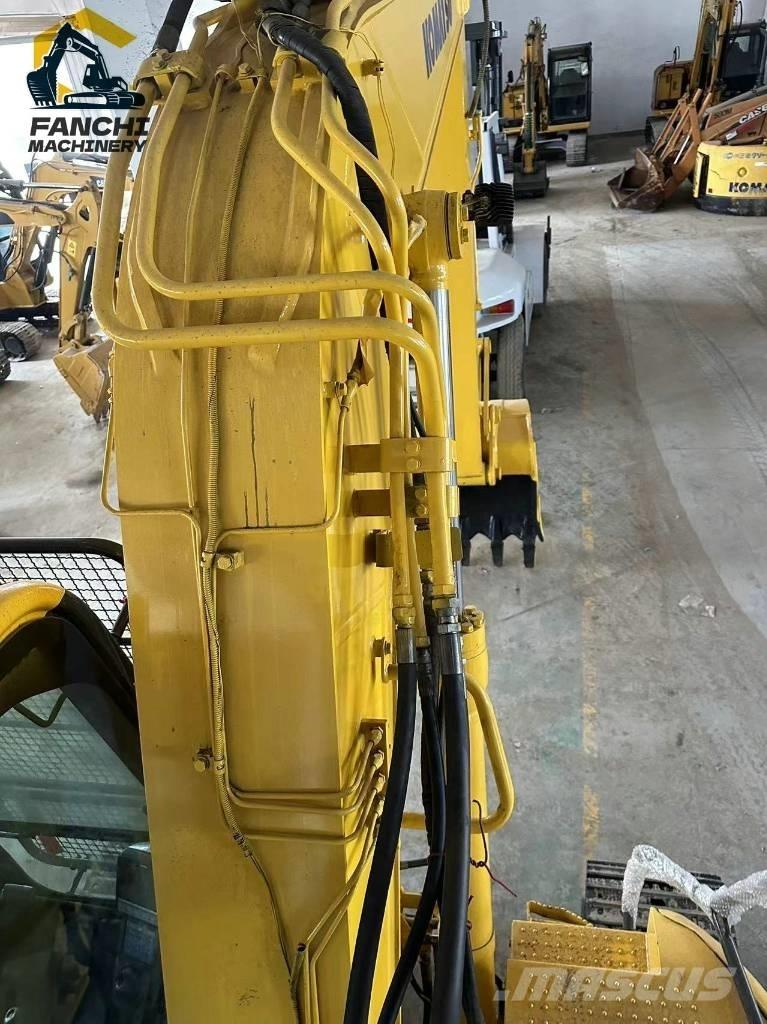 Komatsu PC 138 -8 Bageri guseničari