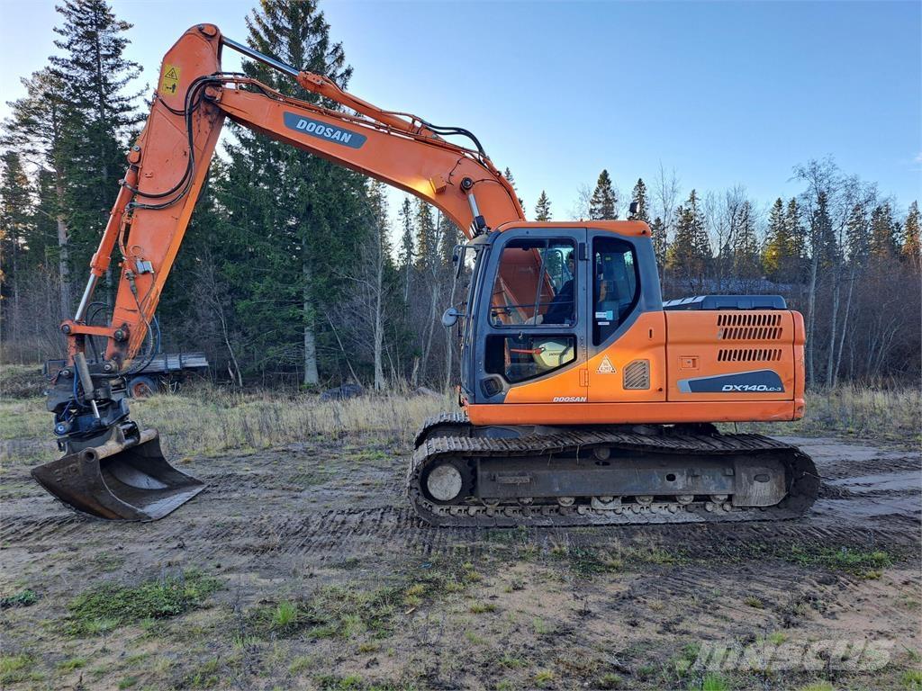 Doosan DX 140 LC-3 Bageri guseničari