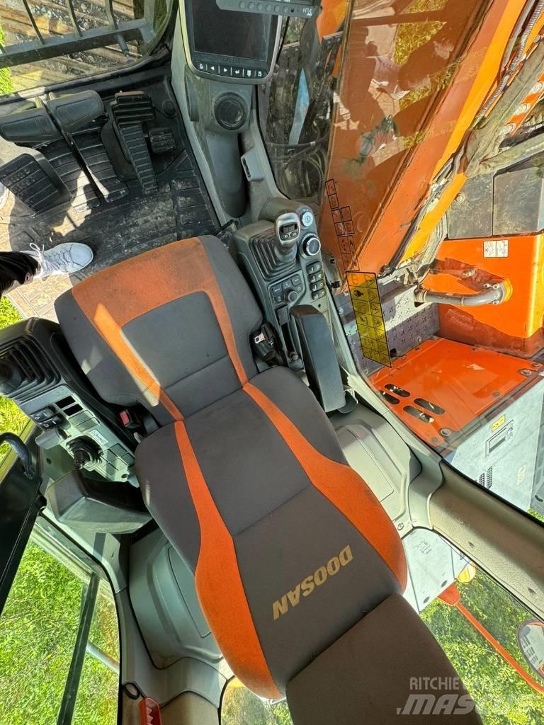 Doosan DX 140 LCR Bageri guseničari
