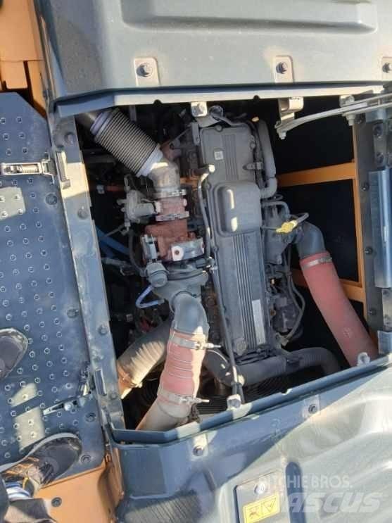 Hyundai HX400 Bageri guseničari