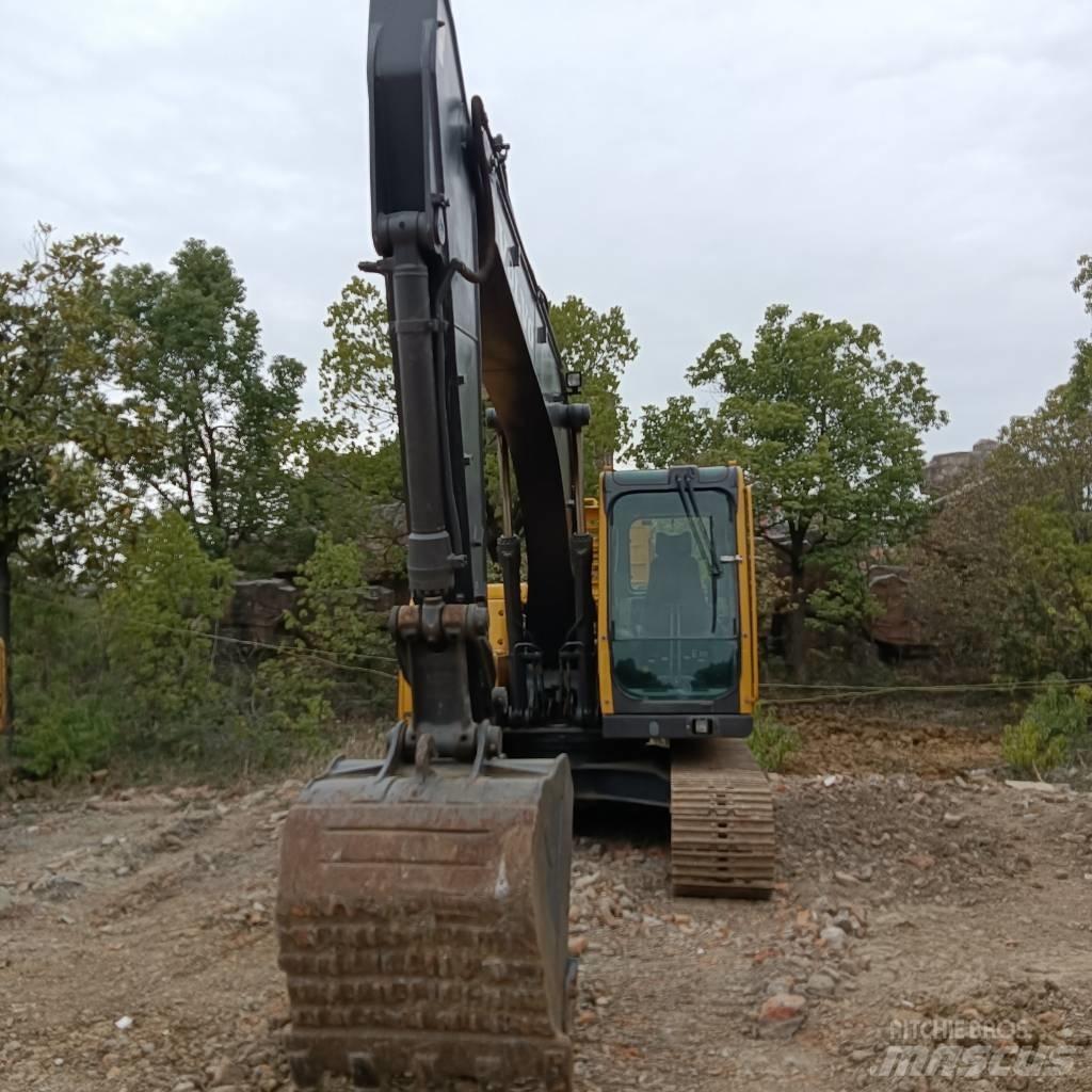 Volvo EC140B Bageri guseničari