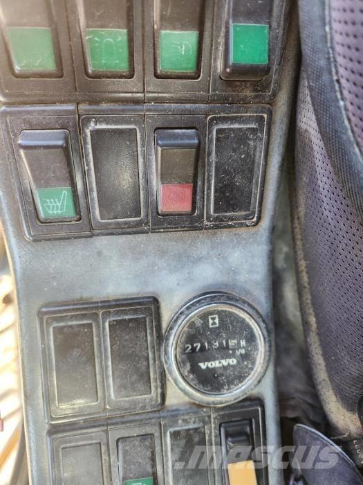 Volvo EC 290 B Bageri guseničari