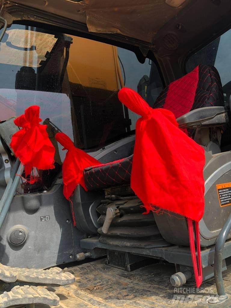 Doosan 150 Bageri točkaši