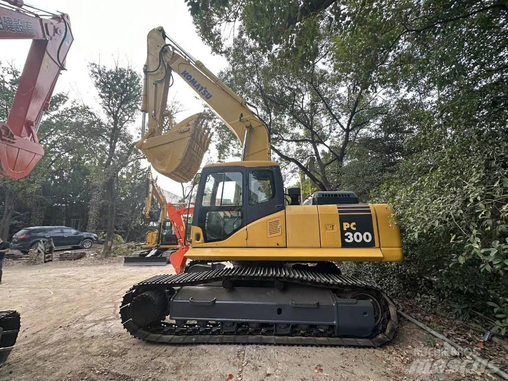 Komatsu PC 300 Bageri guseničari