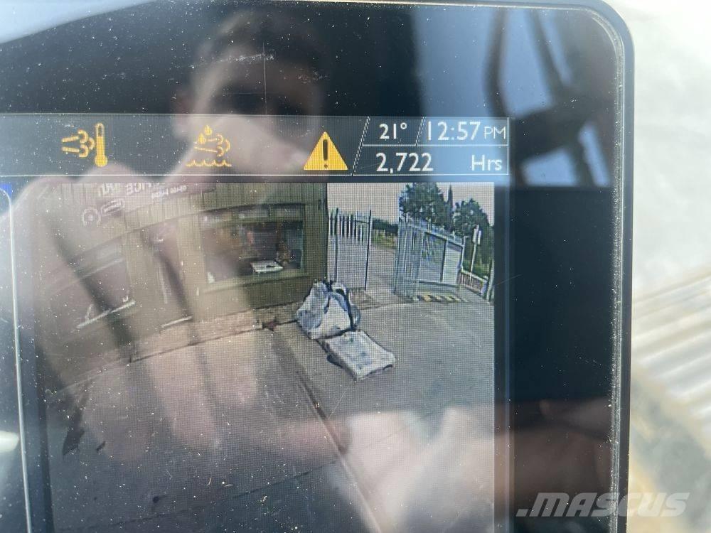 JCB 140 X LC Bageri guseničari