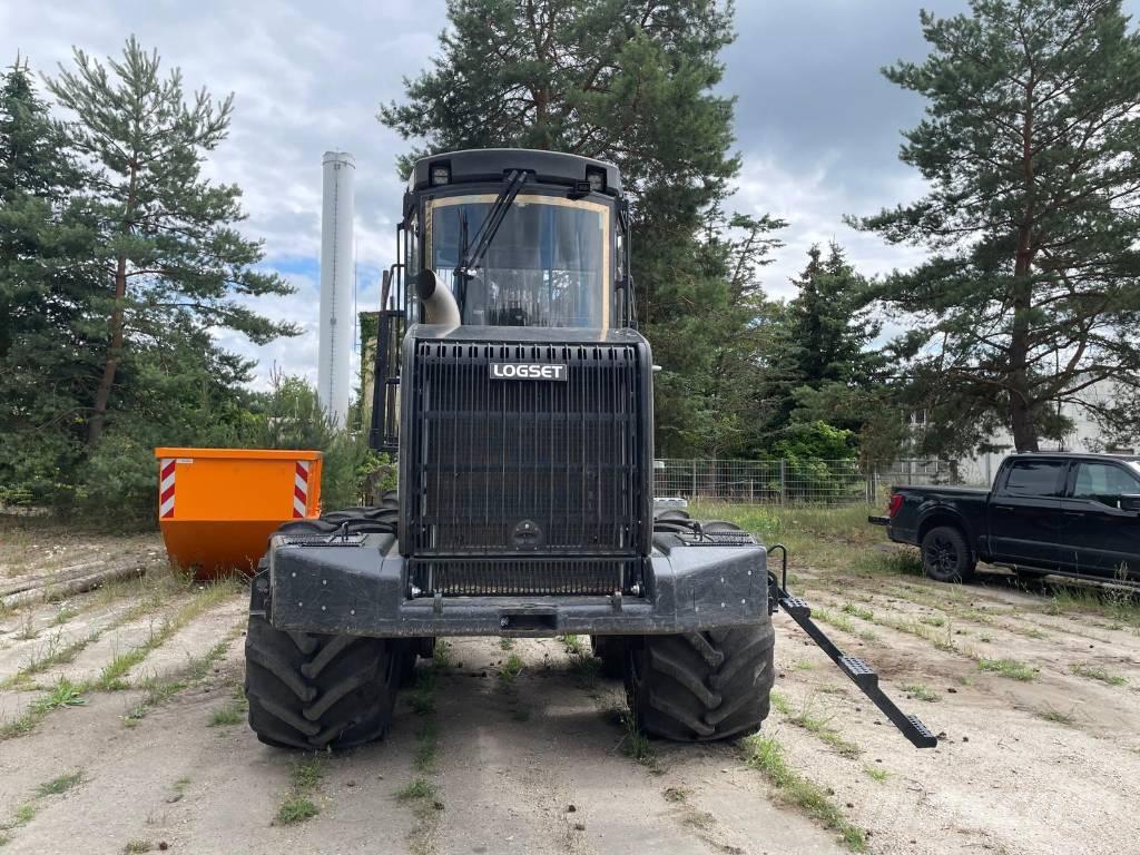 Logset 8F Forvarderi