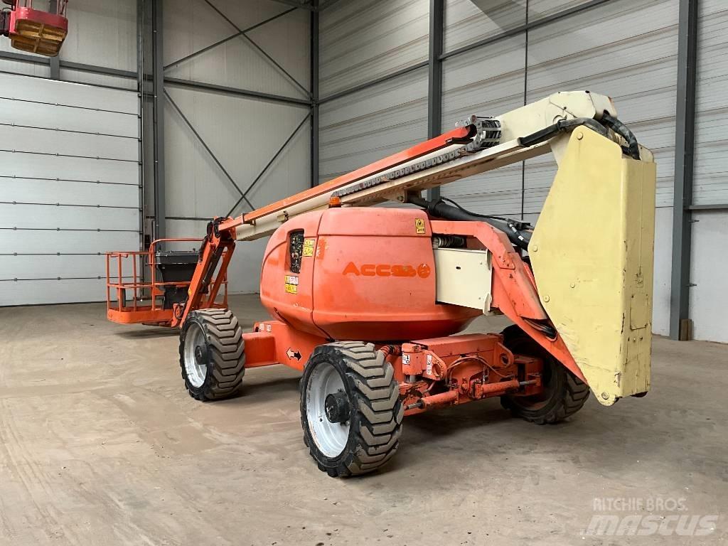 JLG 600 AJ Zglobne podizne platforme