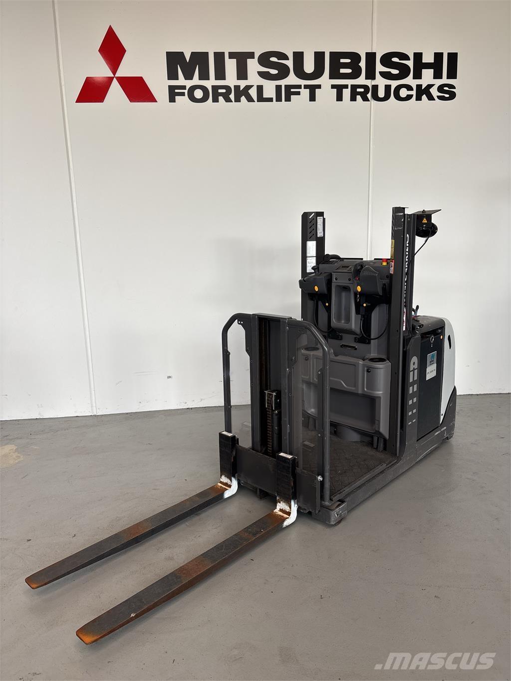 UniCarriers EPL100 Niskodizajući komisioni viljuškar