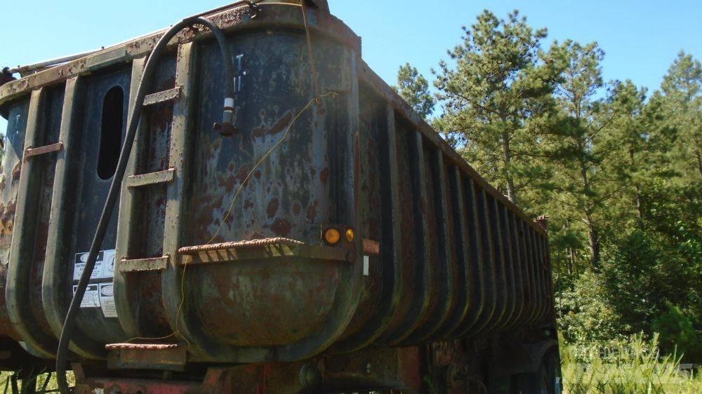 Fruehauf 26 Foot Kiperi prikolice