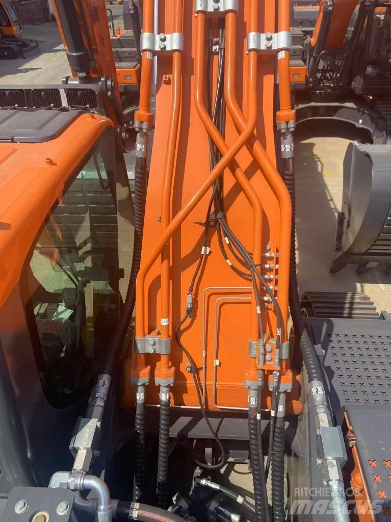 Develon DX 400 Bageri guseničari