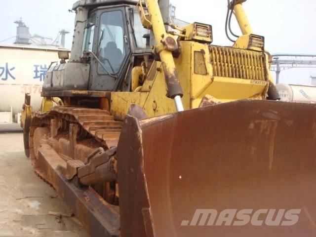 Komatsu d155a-2 Buldožeri guseničari