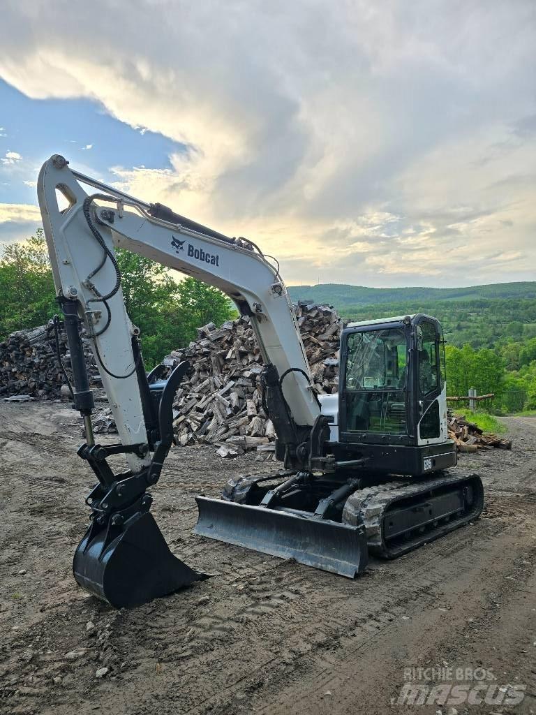 Bobcat E 85 Bageri guseničari
