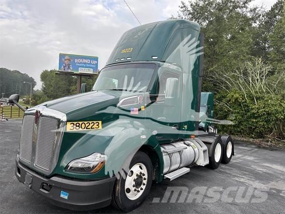 Kenworth T680 Tegljači