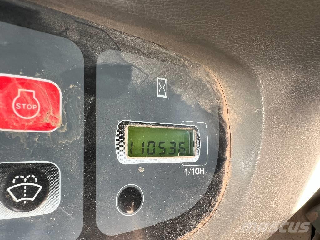 CASE CX 330 Bageri guseničari