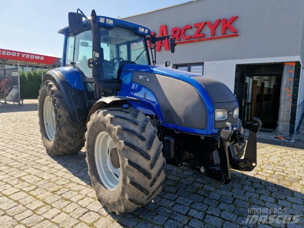 Valtra T 140 Traktori