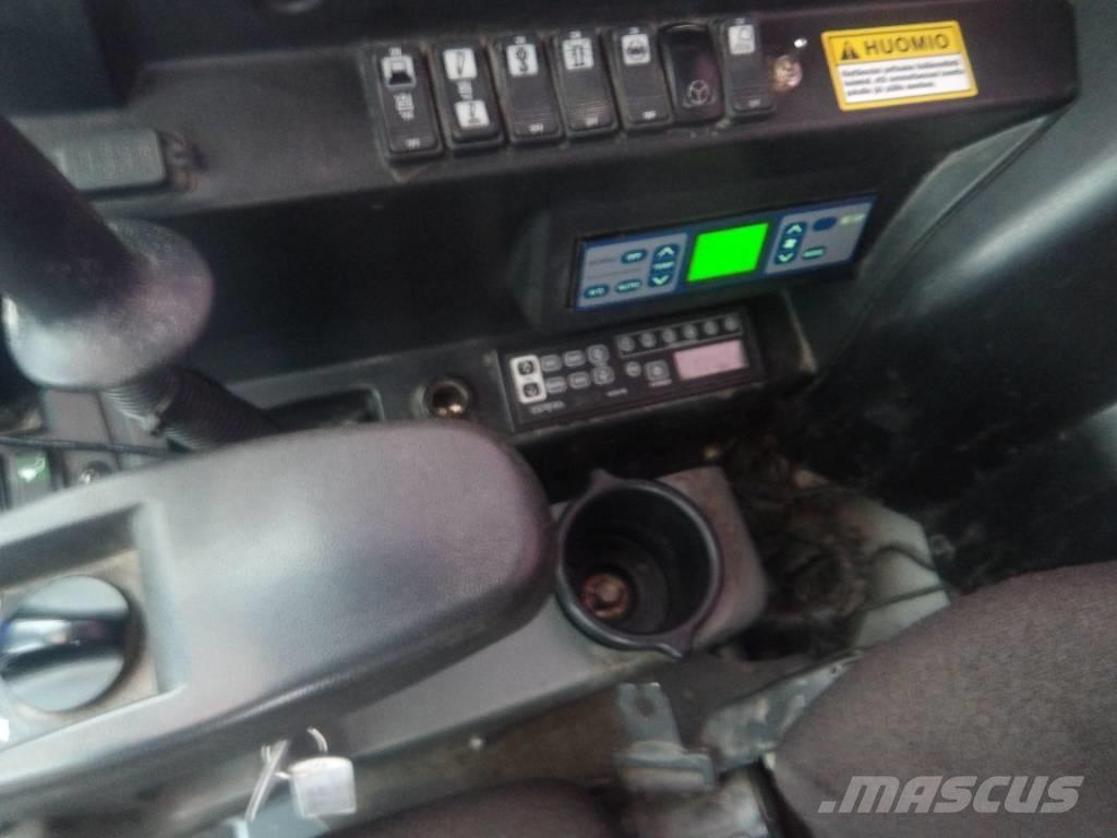 Takeuchi TB 295 W Bageri točkaši