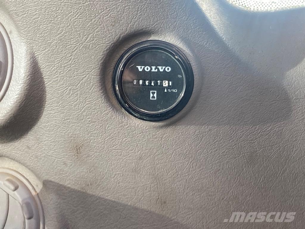 Volvo EC 140 DL Bageri guseničari