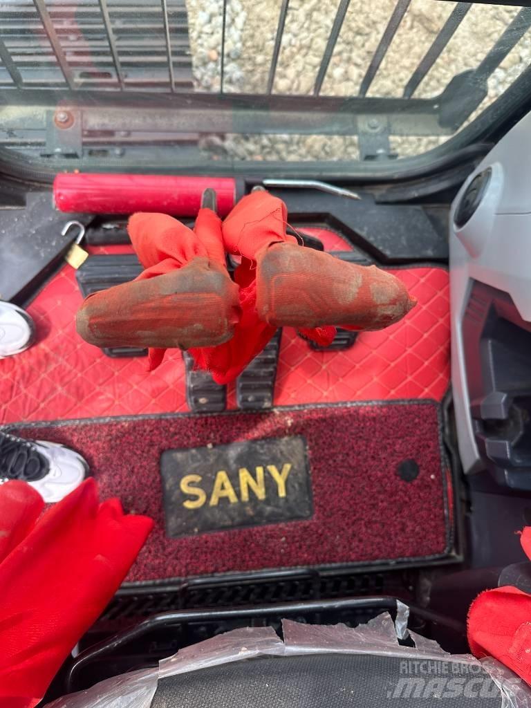 Sany SY245C Midi bageri 7t – 12t