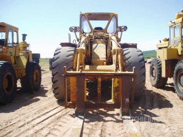 CAT 988 A Utovarivači na točkove