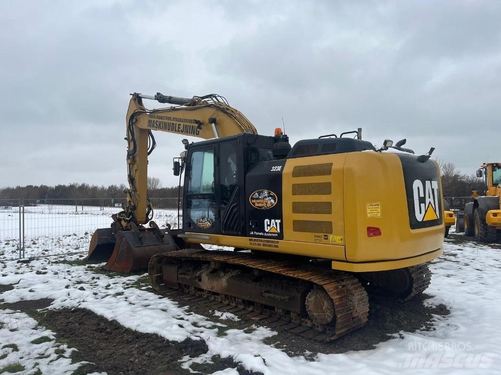 CAT 323 EL Bageri guseničari