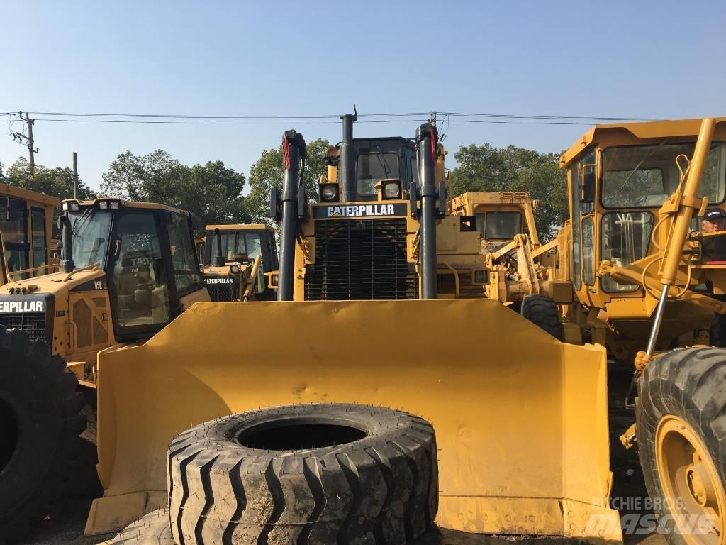 CAT D 7 H Buldožeri guseničari