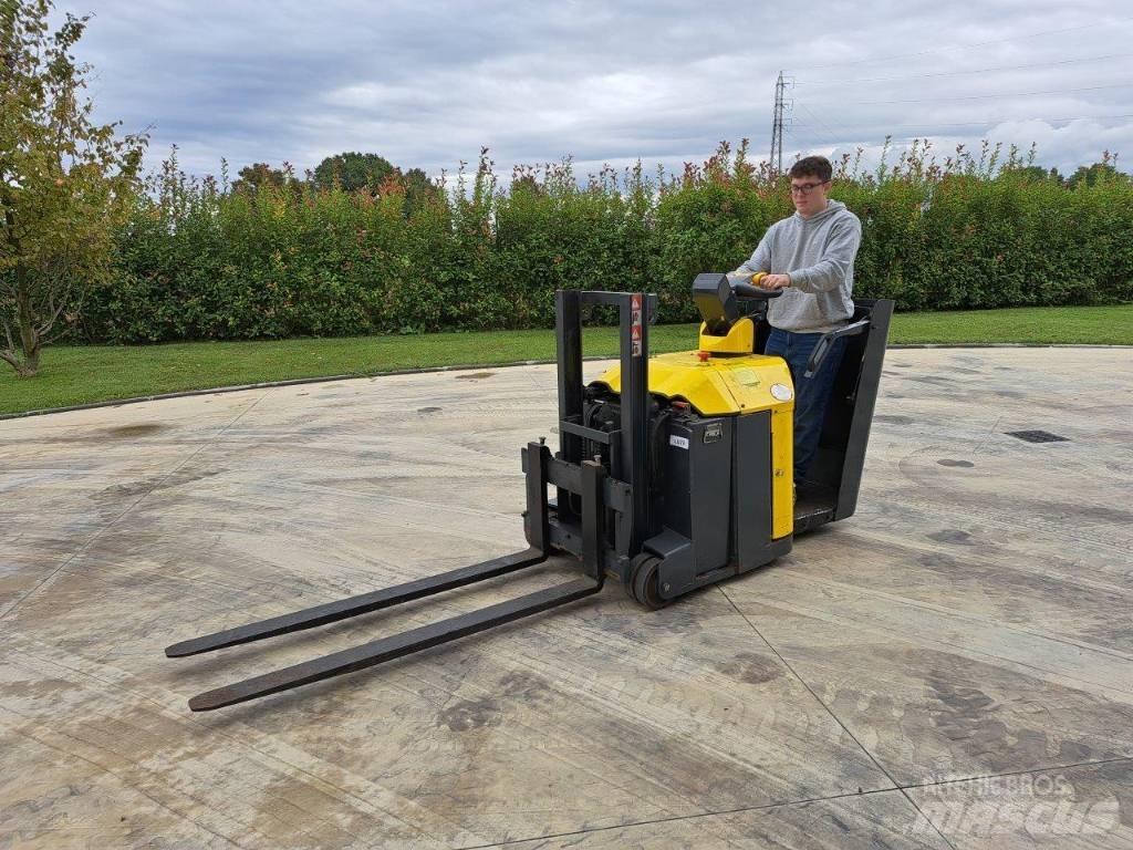 Combilift CS 600 Ručni električni viljuškar