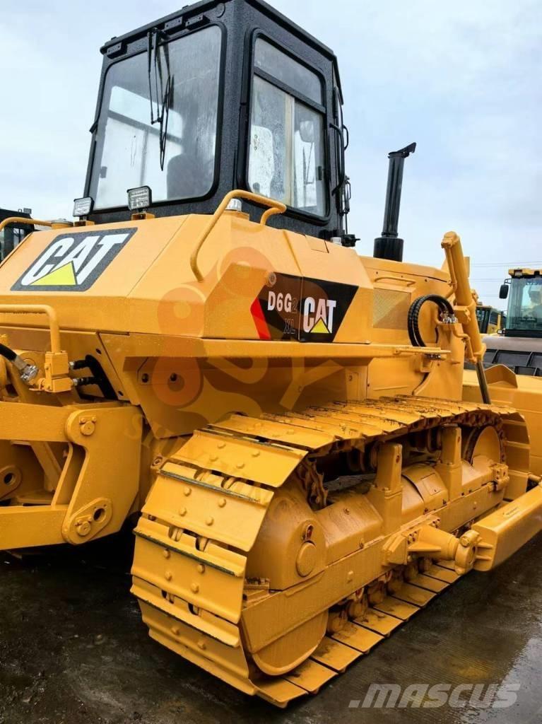 CAT D6G Buldožeri guseničari