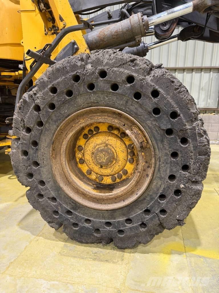 Magnapower 23.5-25 Gume, točkovi i felne