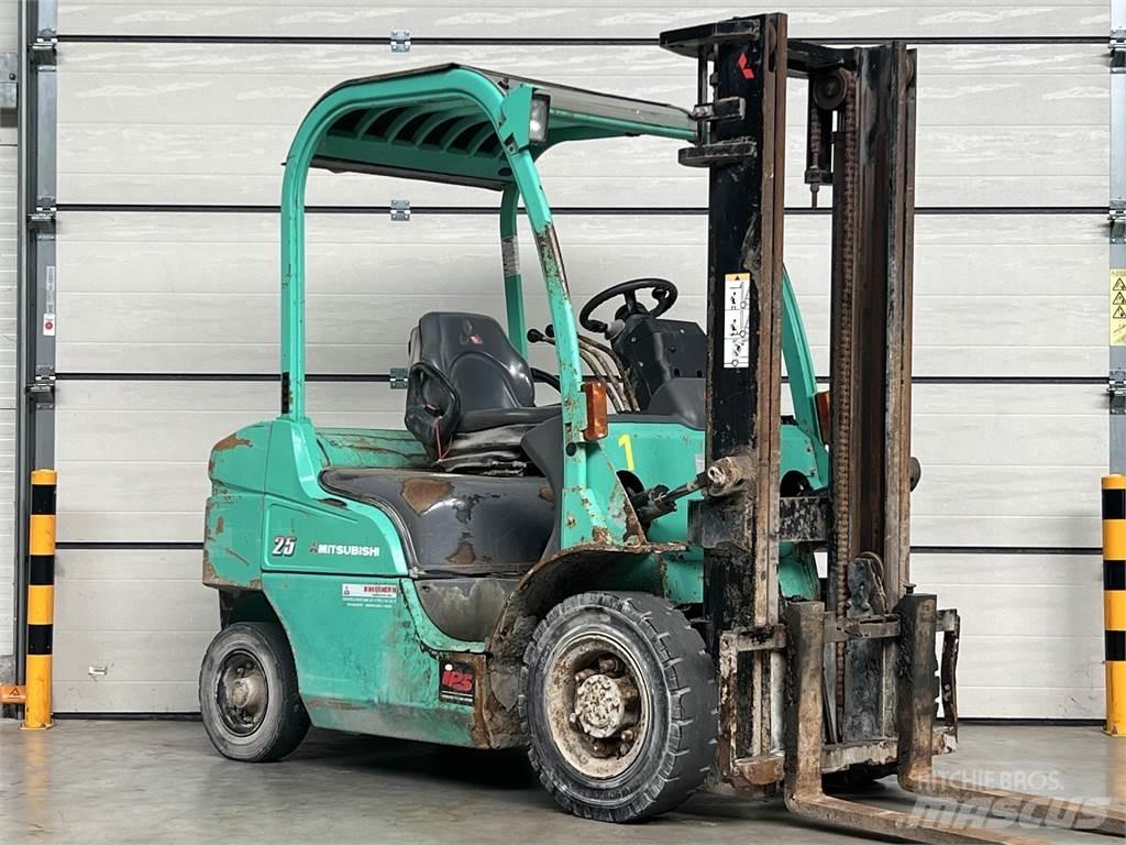 Mitsubishi FD25N Dizelski viljuškari